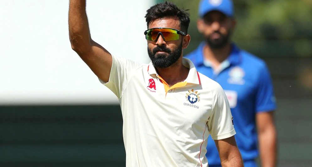 দুই মিনিটের সাক্ষ্যখাতা: টাইমড আউট, ছেঁড়া হেলমেট-ফিতা আর বিচারকের নীরবতা