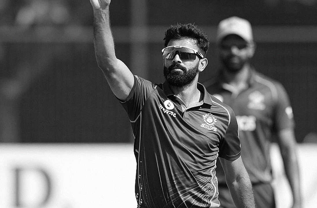 লক্ষ্য রাইচন্দানির 'ঘণ্টার পর ঘণ্টা ব্যাটিং' — প্রতিভার চেয়ে কাগজে লেখা এক রোমান্টিক কল্পনা