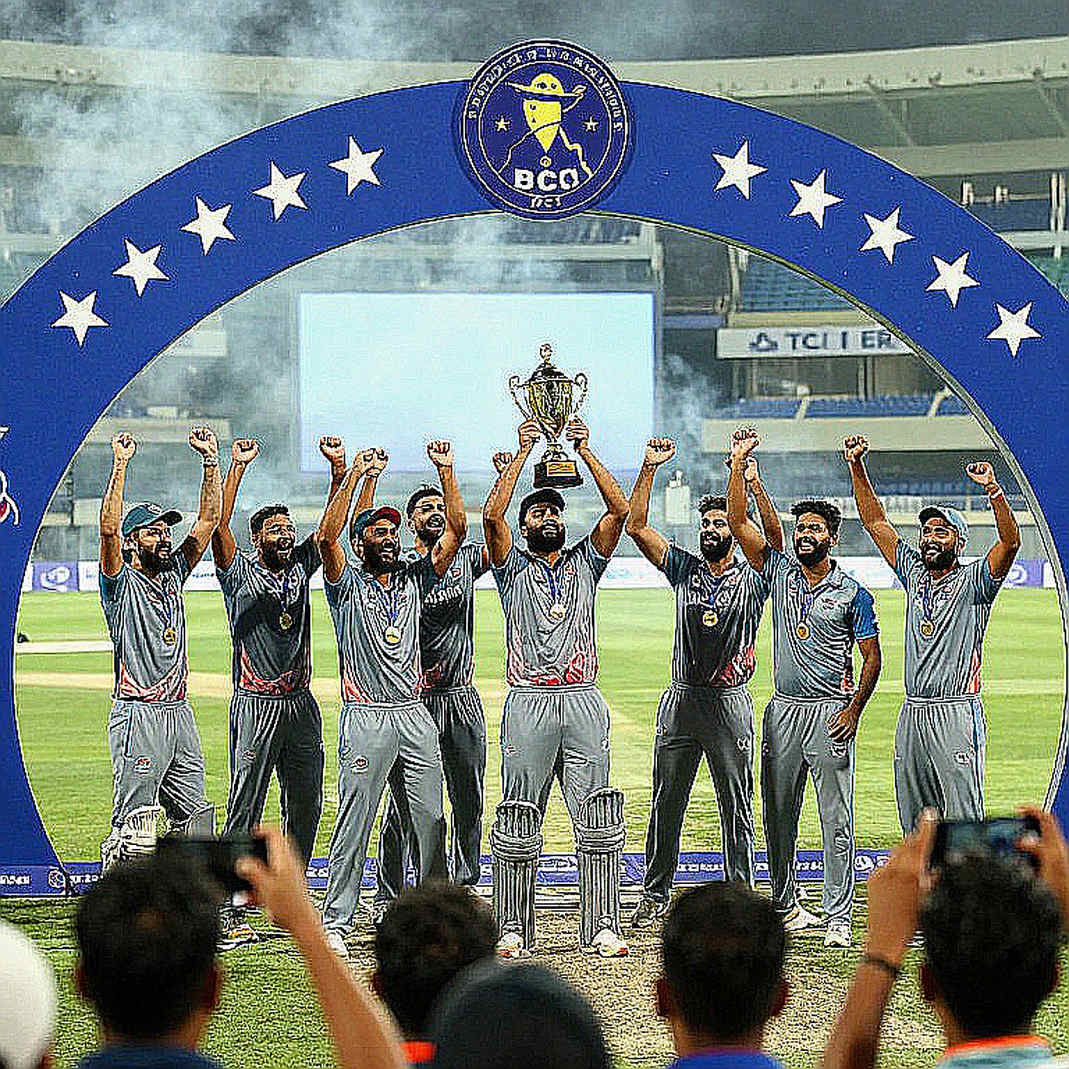 খালি লেজার: এশিয়ার ক্রিকেটে টুর্নামেন্ট-চক্রের চাপ, নীরব পাইপলাইন ও তথ্যহীন বিশ্লেষণের ফাঁদ