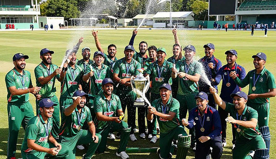 অপেক্ষাঘরে বাঁধা শরীর: ভাইভাভ সূর্যবংশীর হাইপ, লোড আর একটি অসম্পূর্ণ মেডিকেল খাতা