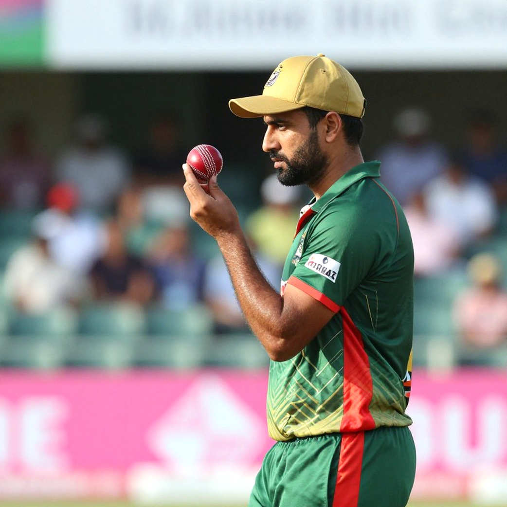 The Cricket Transfer Market's Paperwork: The Gap Between the Announcement Date and the Filing Date The Cricket Transfer Market's Paperwork: The Gap Between the Announcement Date and the Filing Date